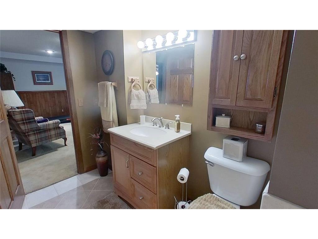 605 Van Buren Street Marshall MN 56258 7080953 image32