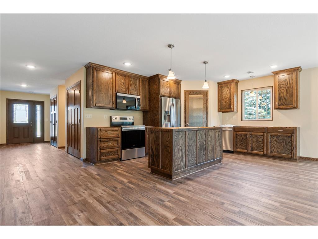 605 W Colfax Street Parkers Prairie MN 56361 6742161 image16