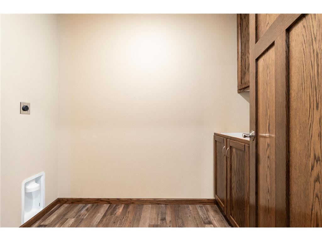 605 W Colfax Street Parkers Prairie MN 56361 6742161 image23