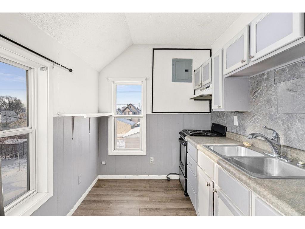 605 Weeks Avenue Superior WI 54880 7001286 image5