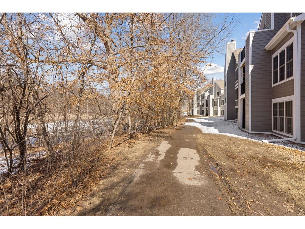 6050 Chasewood Parkway #202 Minnetonka MN 55343 7029520 image16