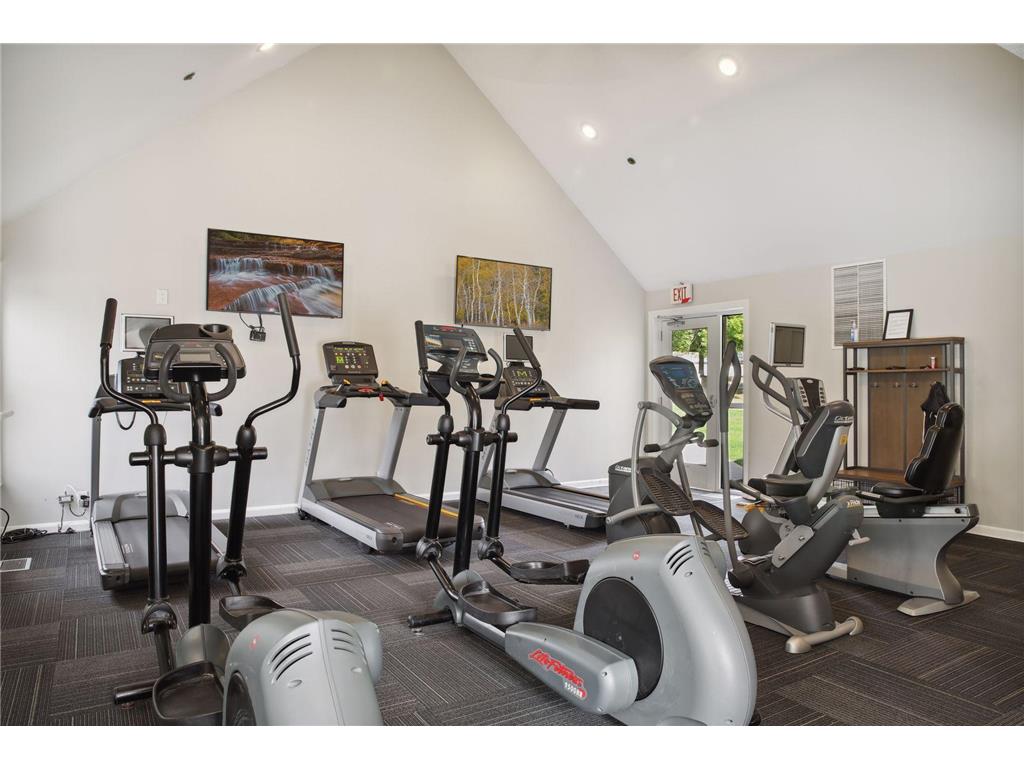 6050 Chasewood Parkway #202 Minnetonka MN 55343 7029520 image25
