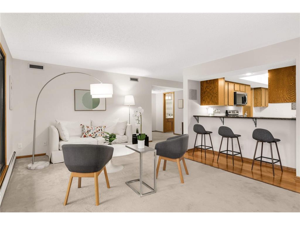 6051 Laurel Avenue #108 Golden Valley MN 55416 6815911 image1