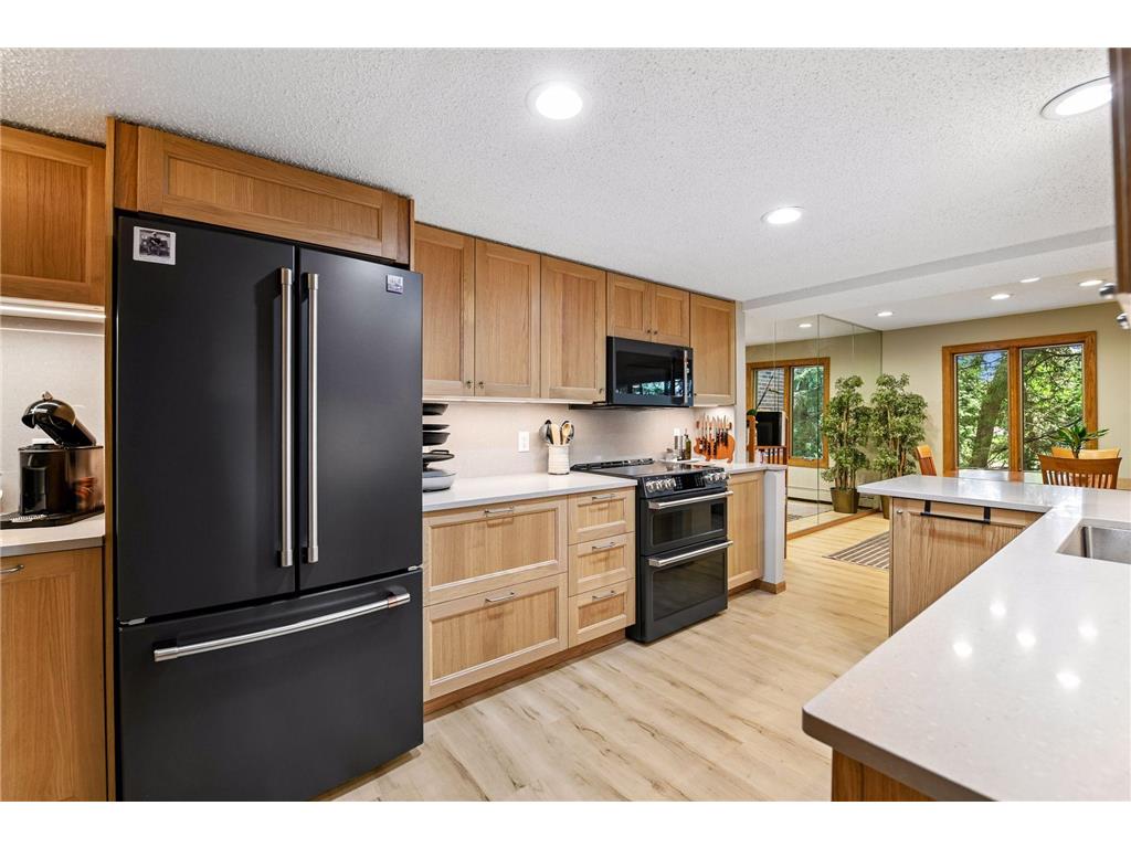 6051 Laurel Avenue #112 Golden Valley MN 55416 7085832 image2