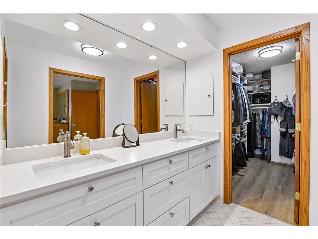 6051 Laurel Avenue #112 Golden Valley MN 55416 7085832 image24