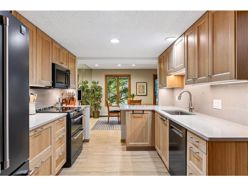 6051 Laurel Avenue #112 Golden Valley MN 55416 7085832 image4