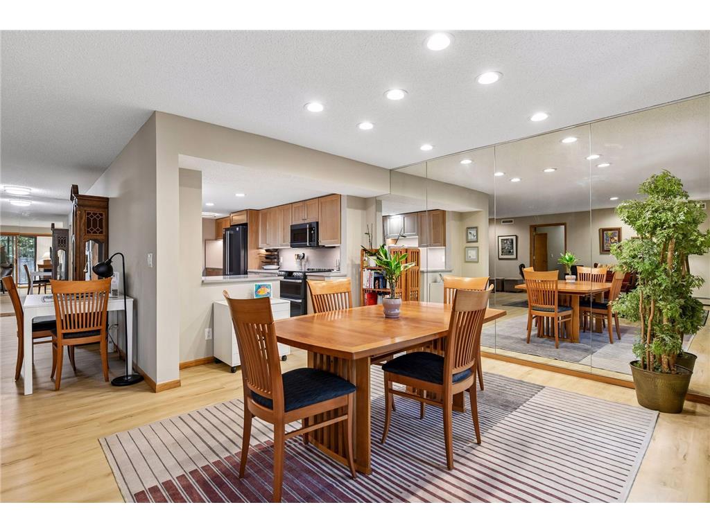 6051 Laurel Avenue #112 Golden Valley MN 55416 7085832 image7