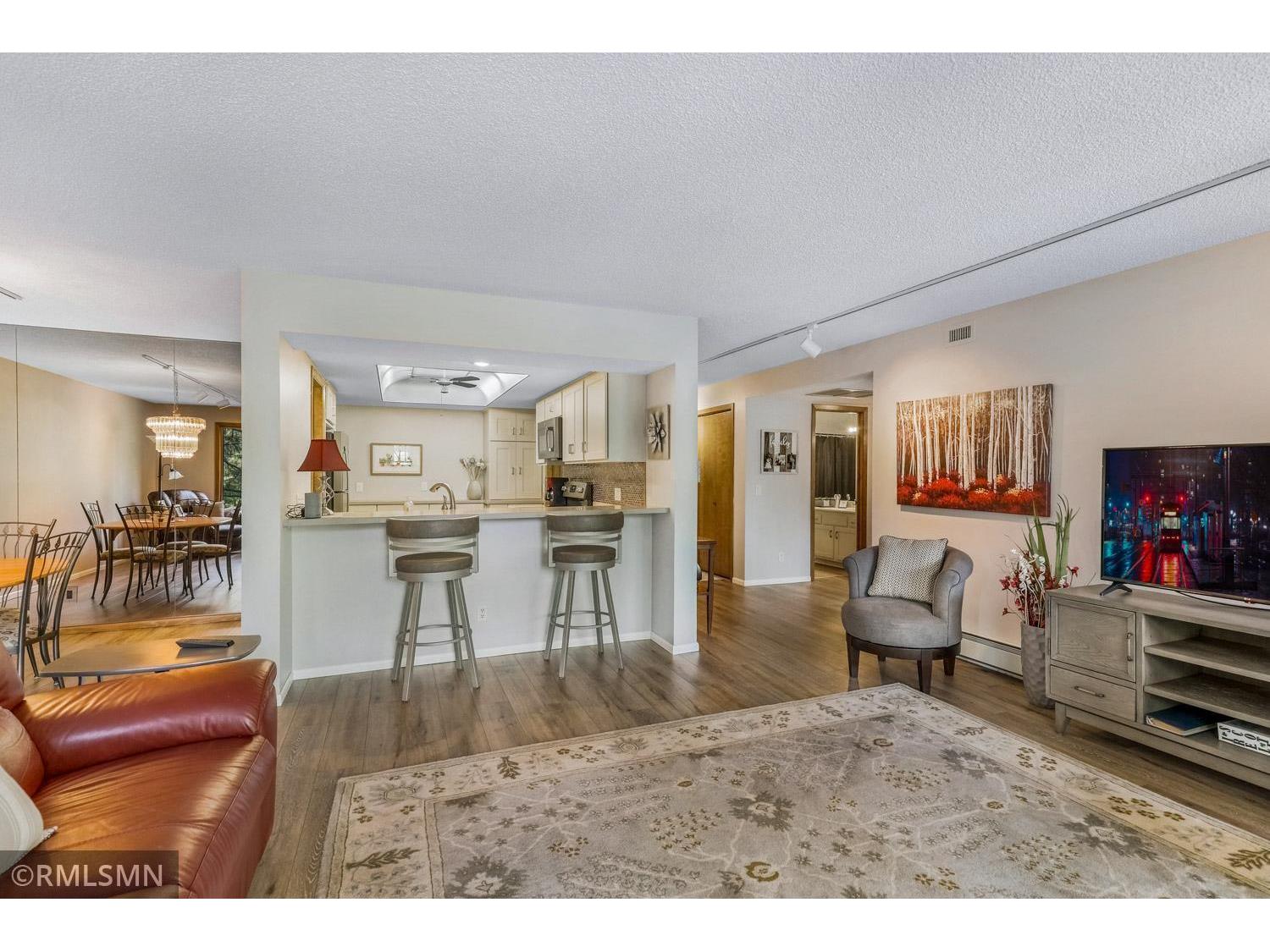 6051 Laurel Avenue 202, Golden Valley, MN, 55416 MLS 6110136