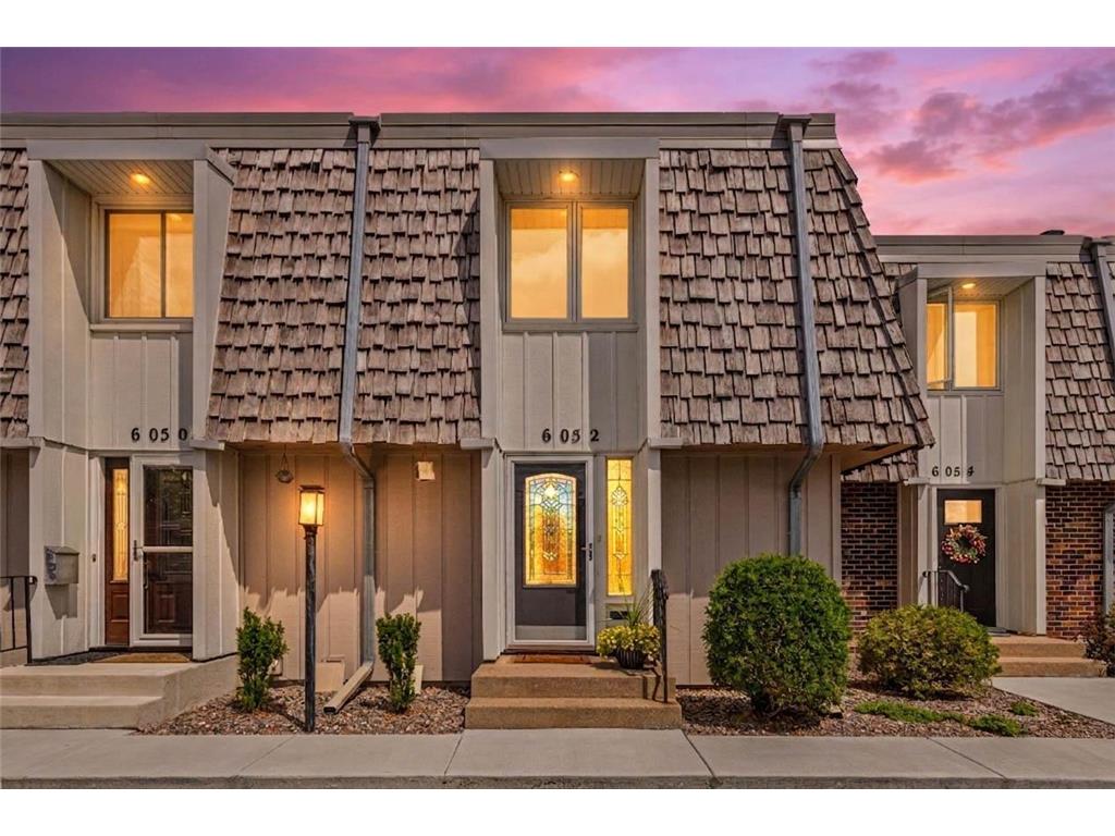 6052 Golden Valley Road Golden Valley MN 55422 7092210 image1