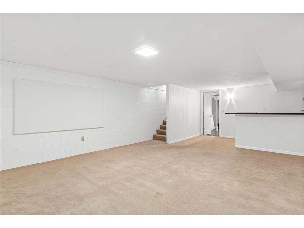 6052 Golden Valley Road Golden Valley MN 55422 7092210 image17