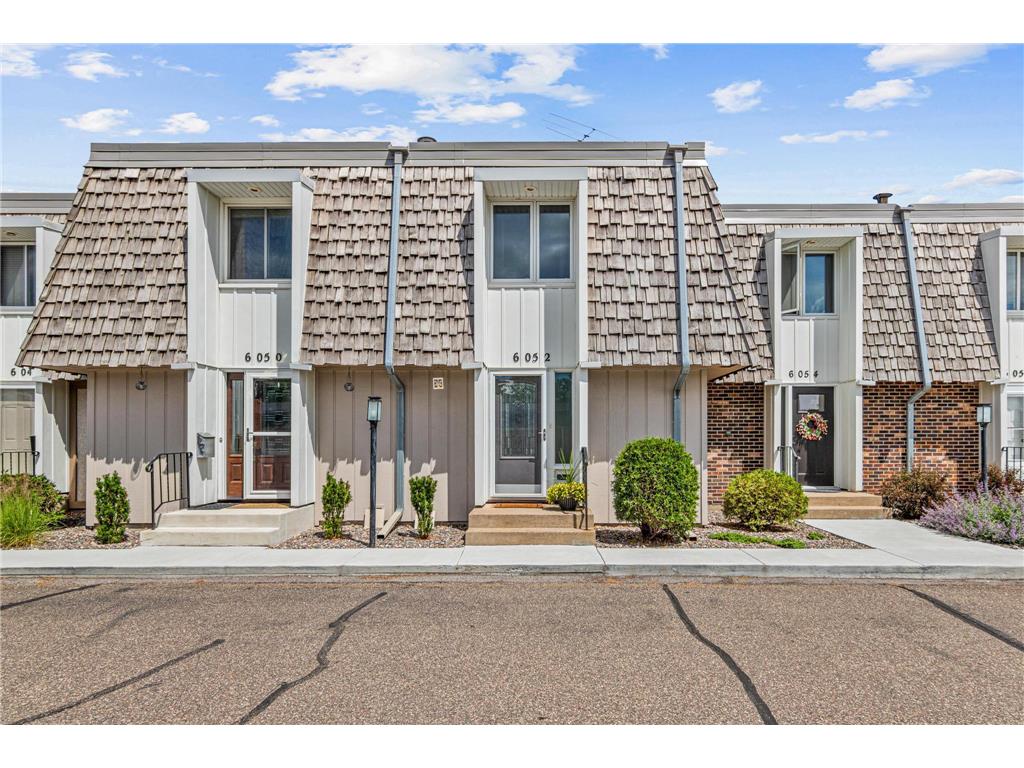 6052 Golden Valley Road Golden Valley MN 55422 7092210 image2