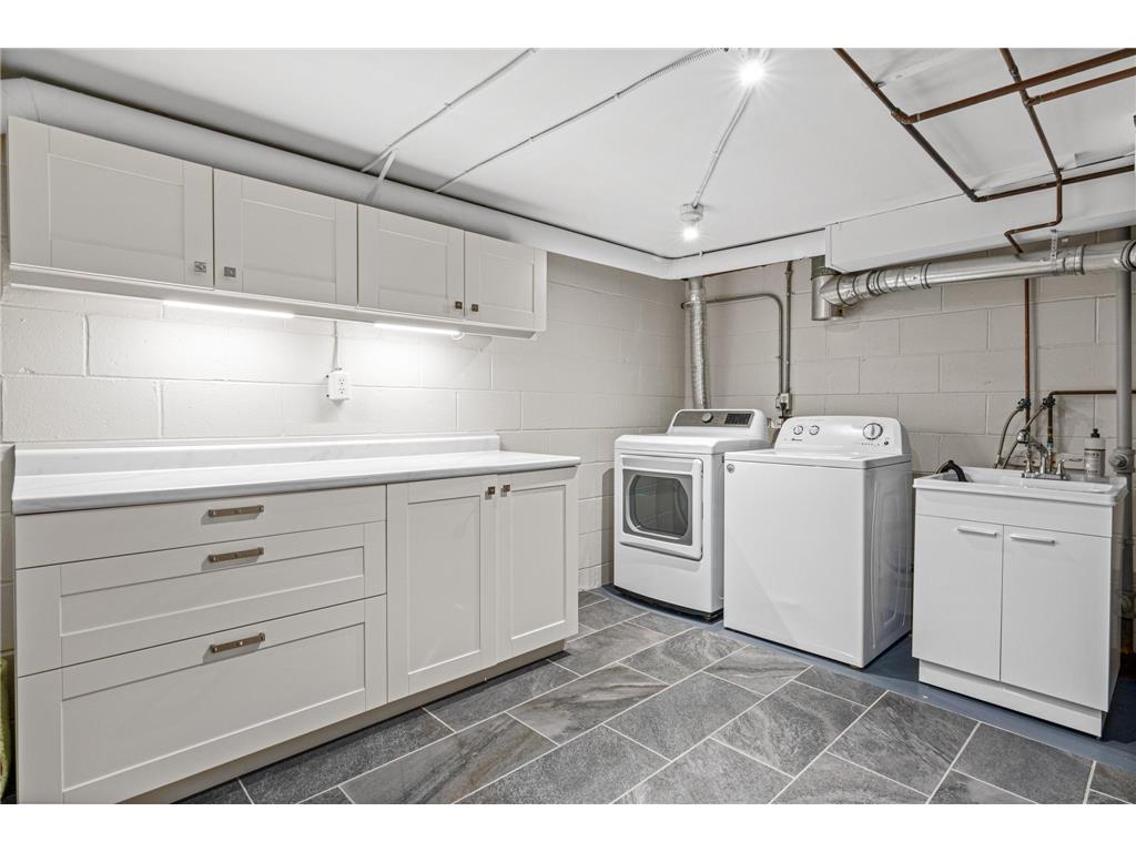 6052 Golden Valley Road Golden Valley MN 55422 7092210 image31