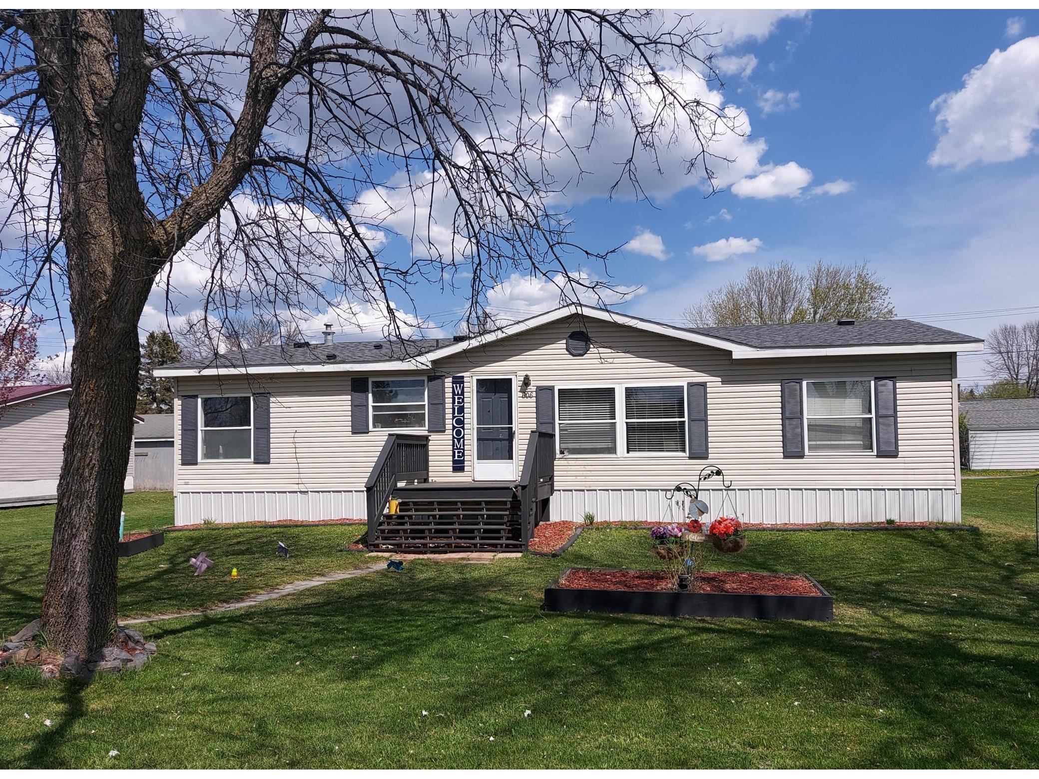 606 11th Street, International Falls, MN 56649 MLS 6071856 Edina