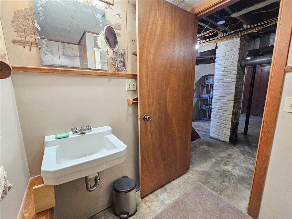 606 2nd Street Lucan MN 56255 7069982 image24