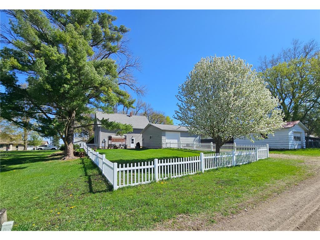 606 2nd Street Lucan MN 56255 7069982 image34