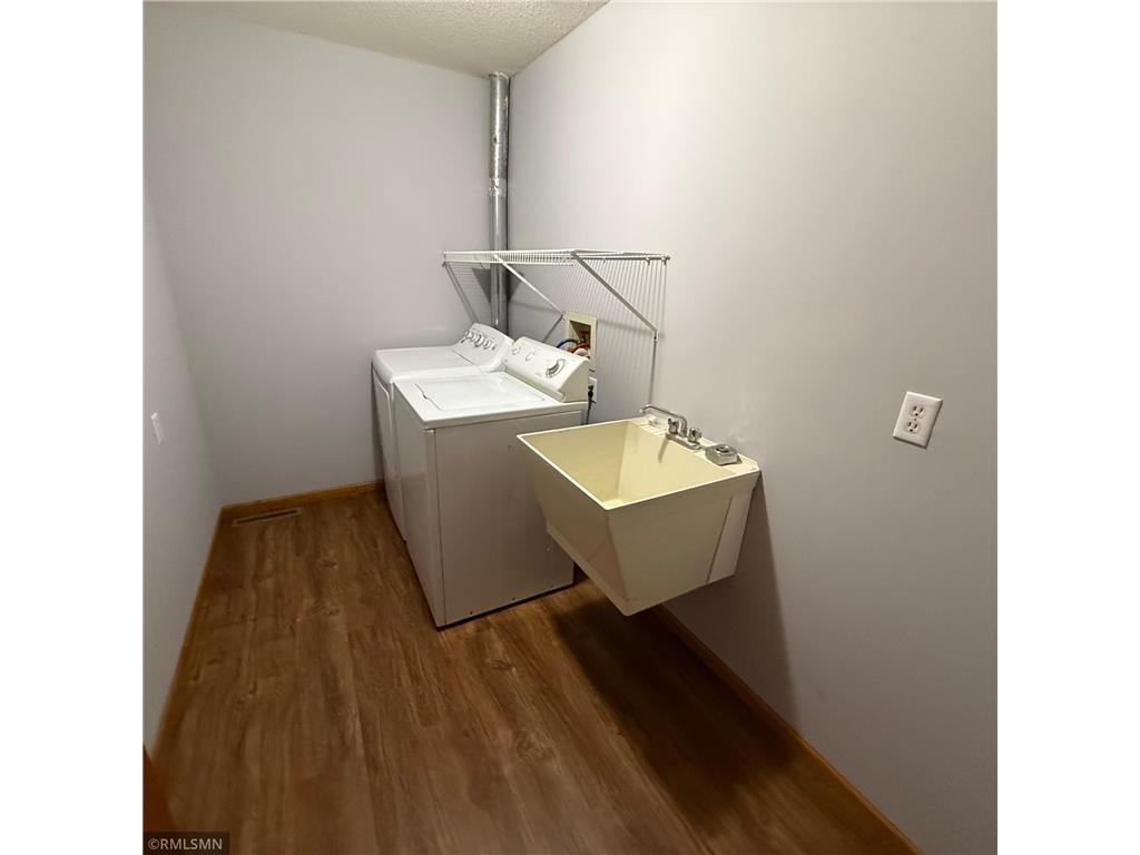 606 2nd Street NW New Prague MN 56071 6795641 image11