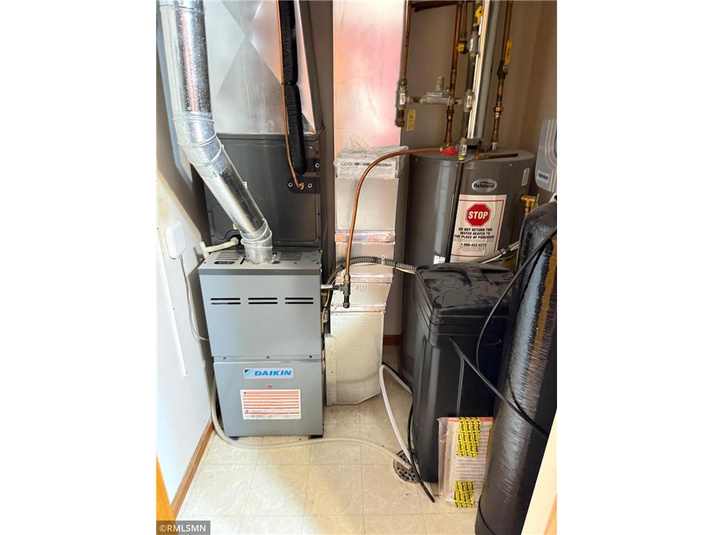 606 2nd Street NW New Prague MN 56071 6795641 image12