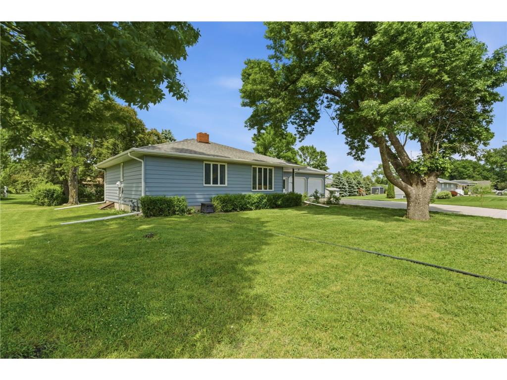 606 3rd Avenue S Raymond MN 56282 7080936 image2