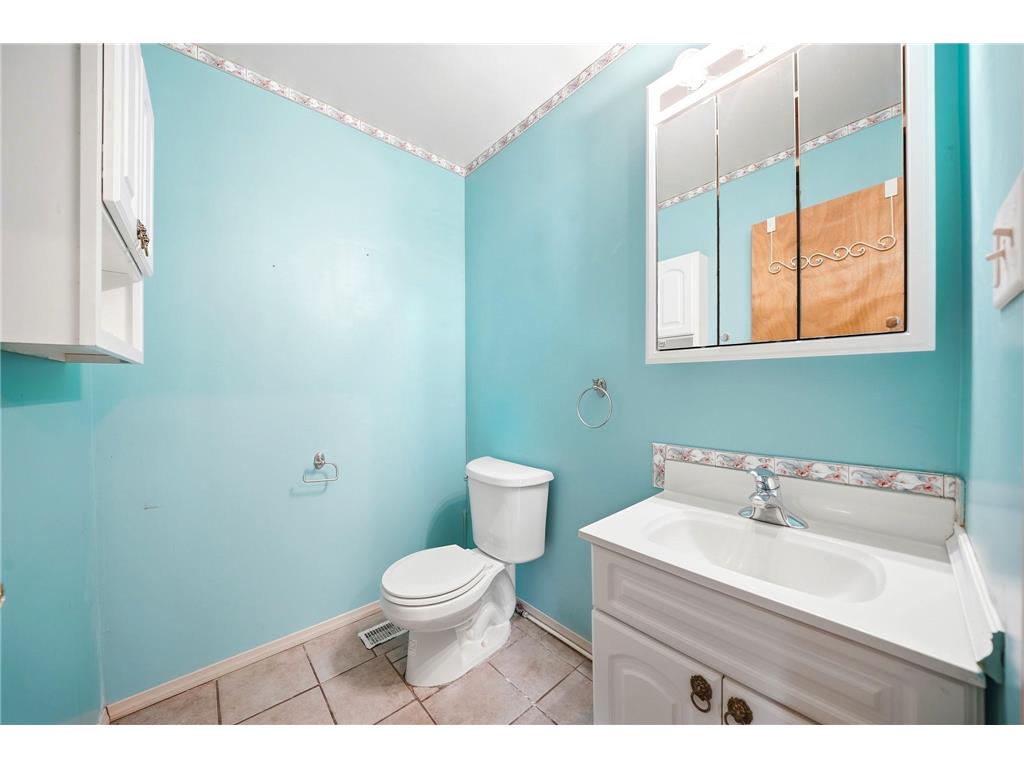 606 4th Street NE Montgomery MN 56069 7096077 image10