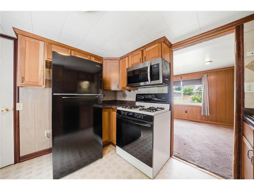 606 4th Street NE Montgomery MN 56069 7096077 image14