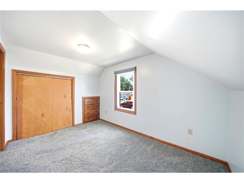 606 4th Street NE Montgomery MN 56069 7096077 image25