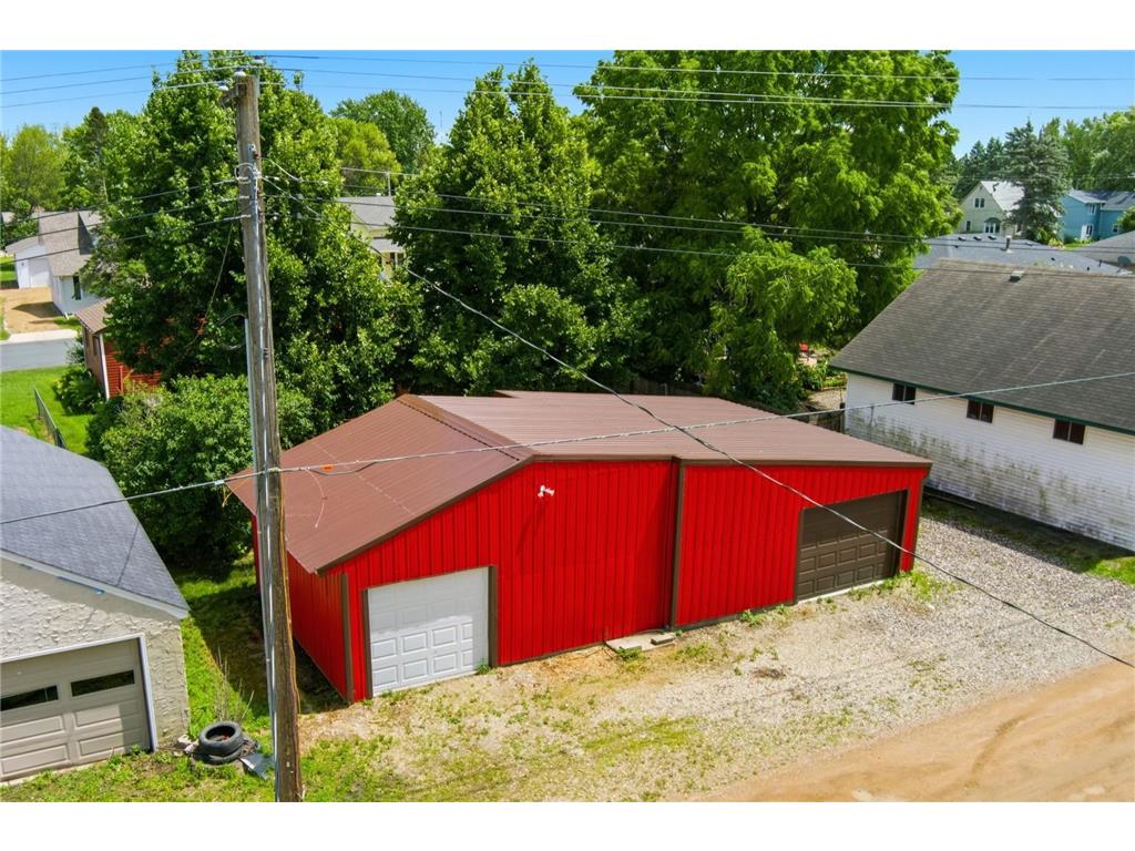 606 4th Street NE Montgomery MN 56069 7096077 image3