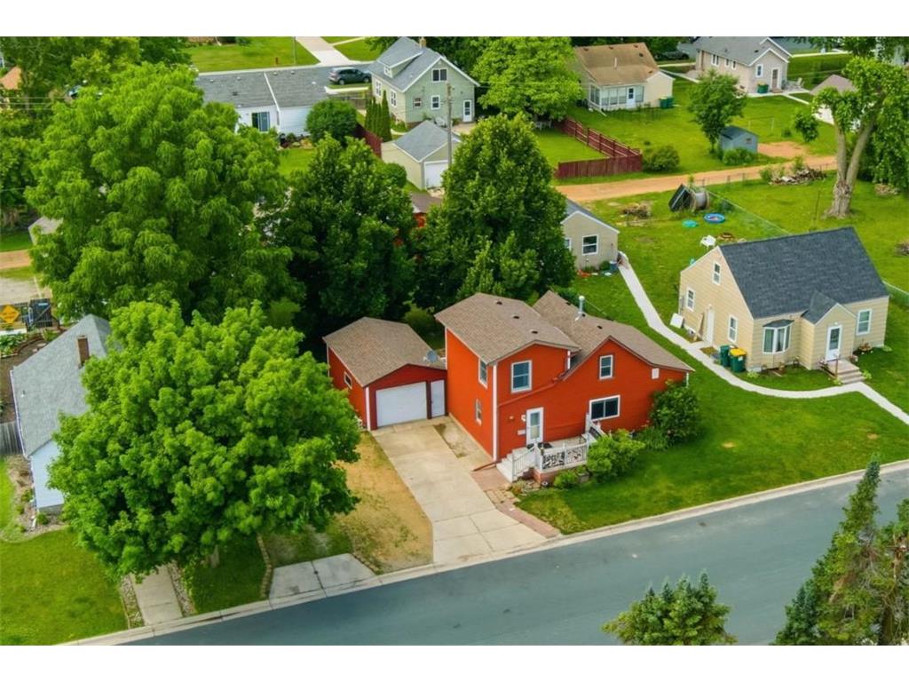606 4th Street NE Montgomery MN 56069 7096077 image38