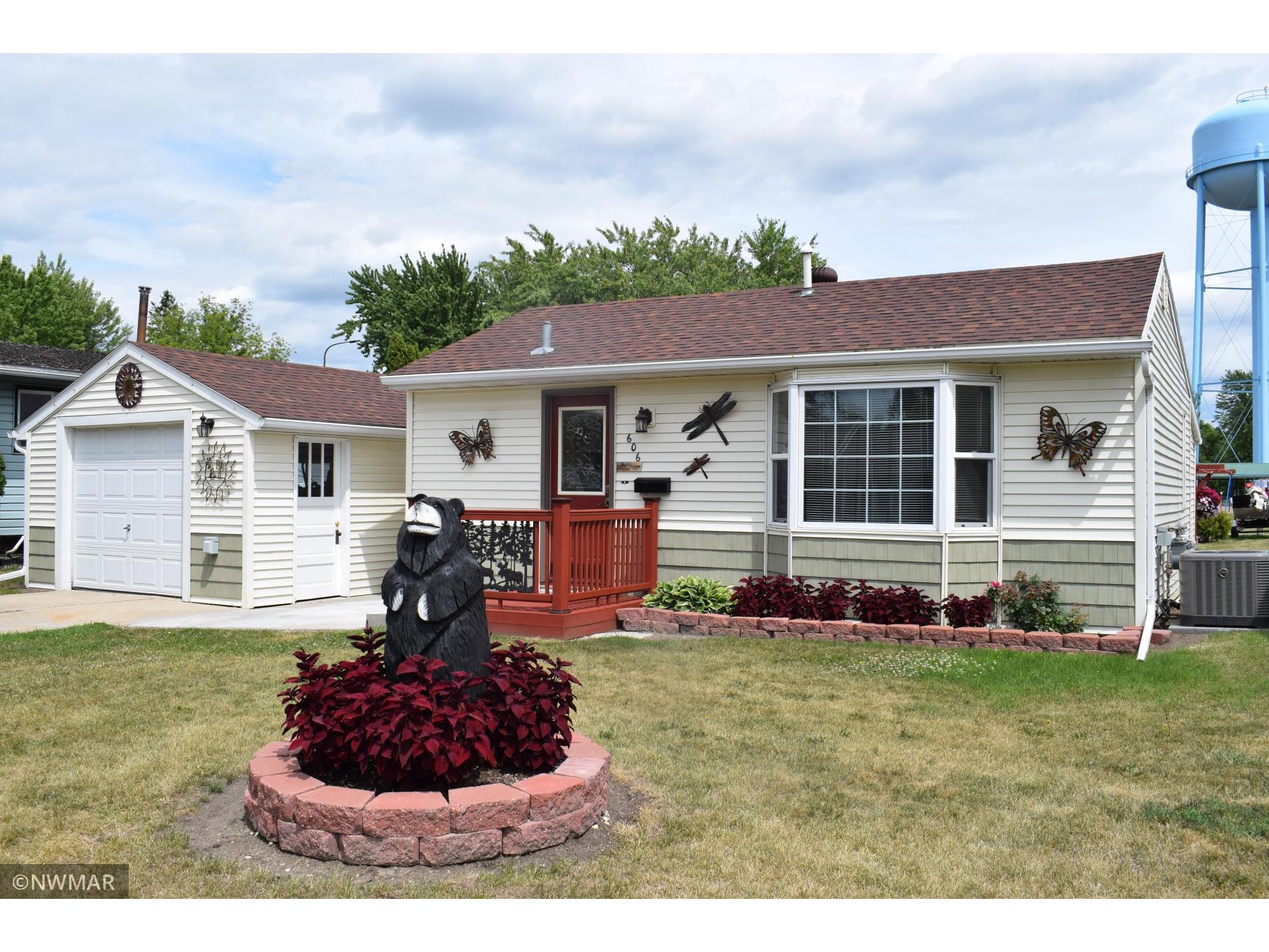 606 Crocker Avenue S, Thief River Falls, MN 56701 MLS 6022244