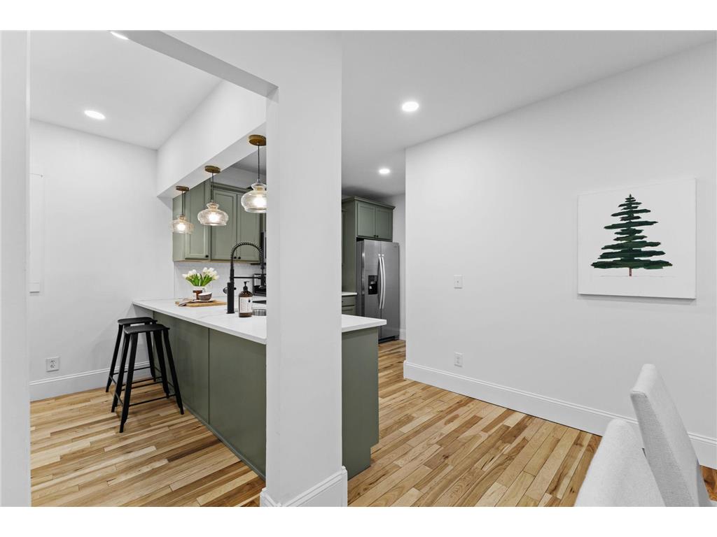 606 Cromwell Avenue Saint Paul MN 55104 7023982 image14