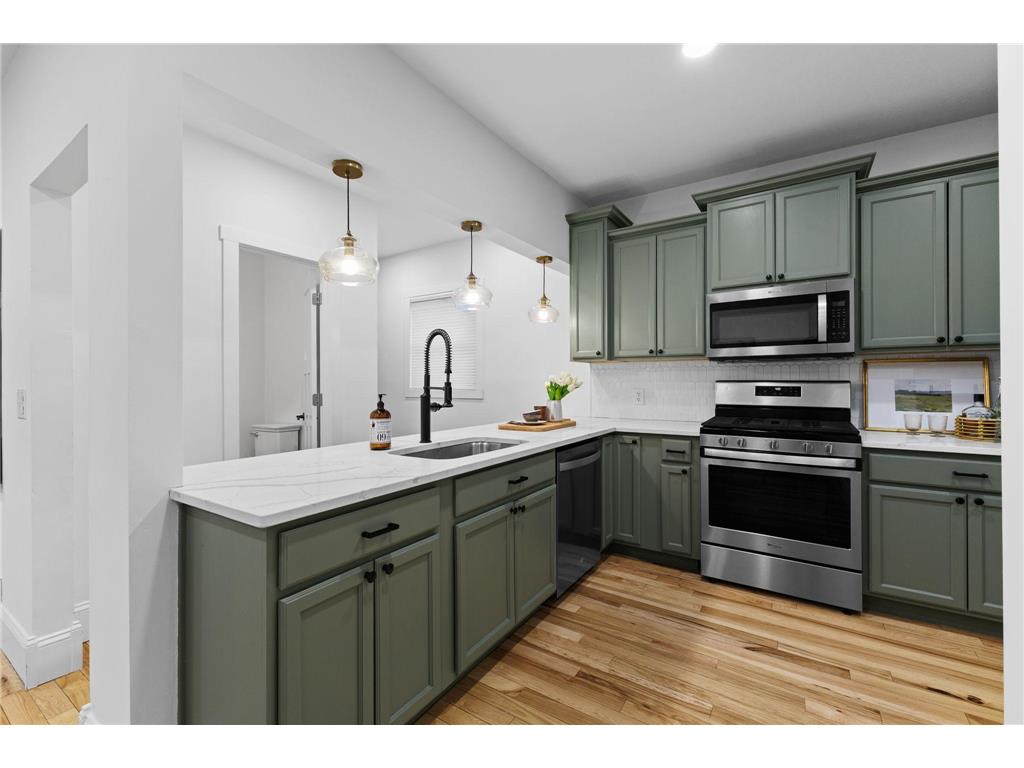 606 Cromwell Avenue Saint Paul MN 55104 7023982 image18