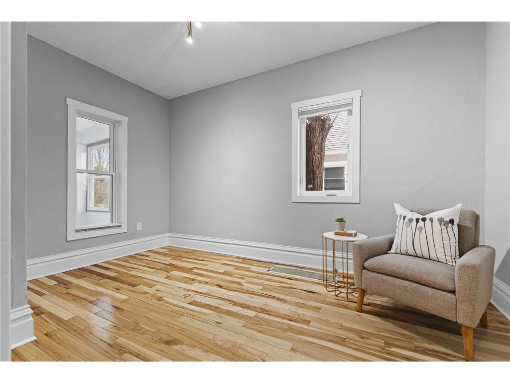 606 Cromwell Avenue Saint Paul MN 55104 7023982 image9