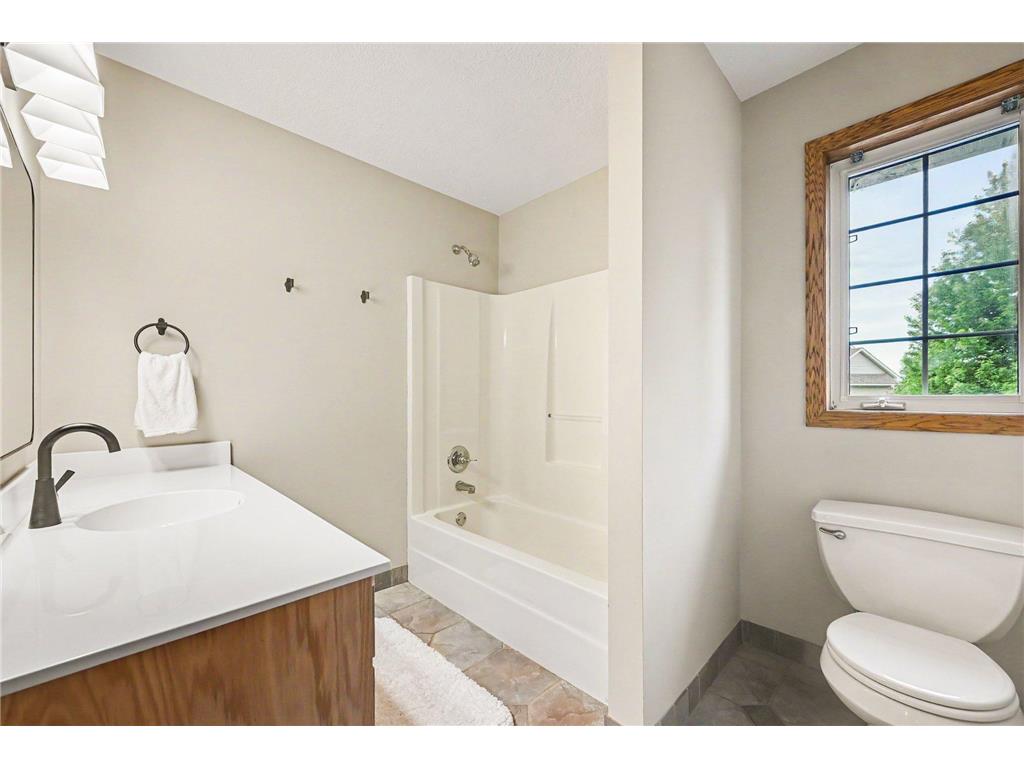 606 Doherty Avenue SE New Prague MN 56071 7076732 image18