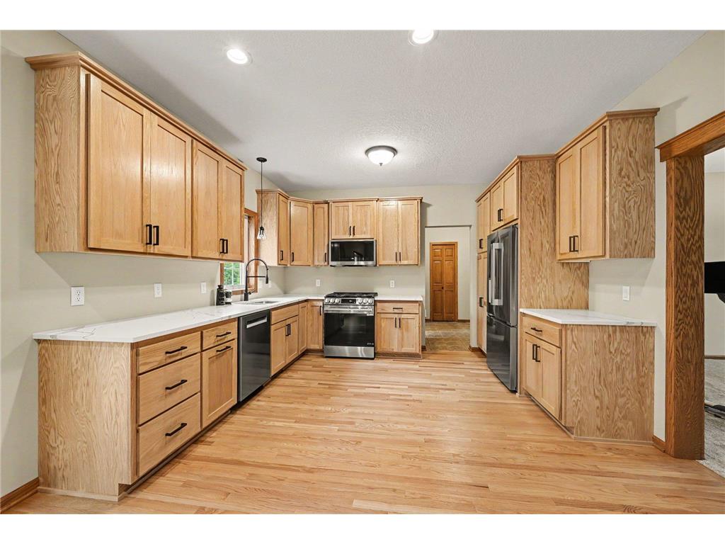 606 Doherty Avenue SE New Prague MN 56071 7076732 image3