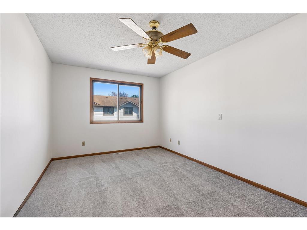 606 Donegal Circle Shoreview MN 55126 7043010 image16