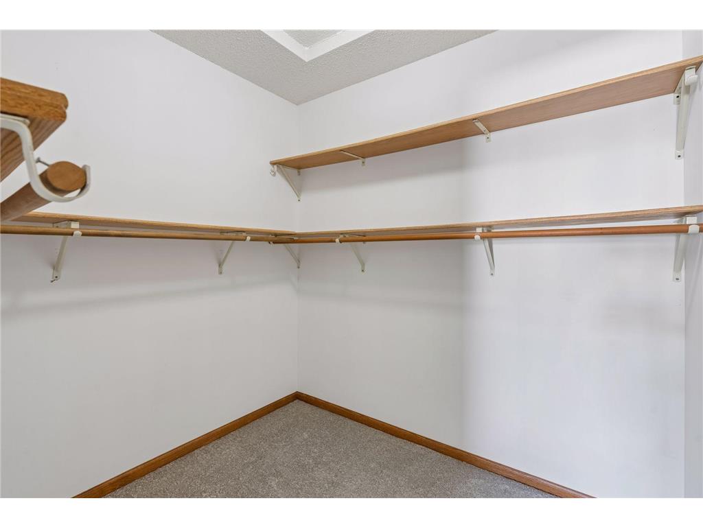 606 Donegal Circle Shoreview MN 55126 7043010 image18
