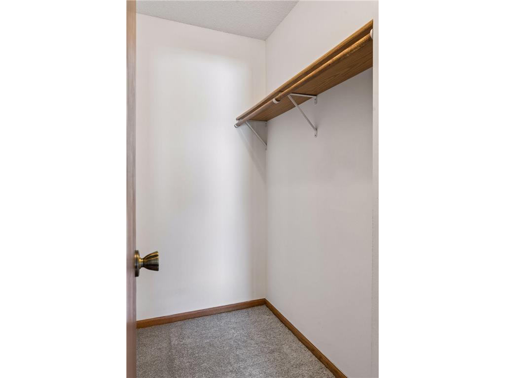 606 Donegal Circle Shoreview MN 55126 7043010 image23