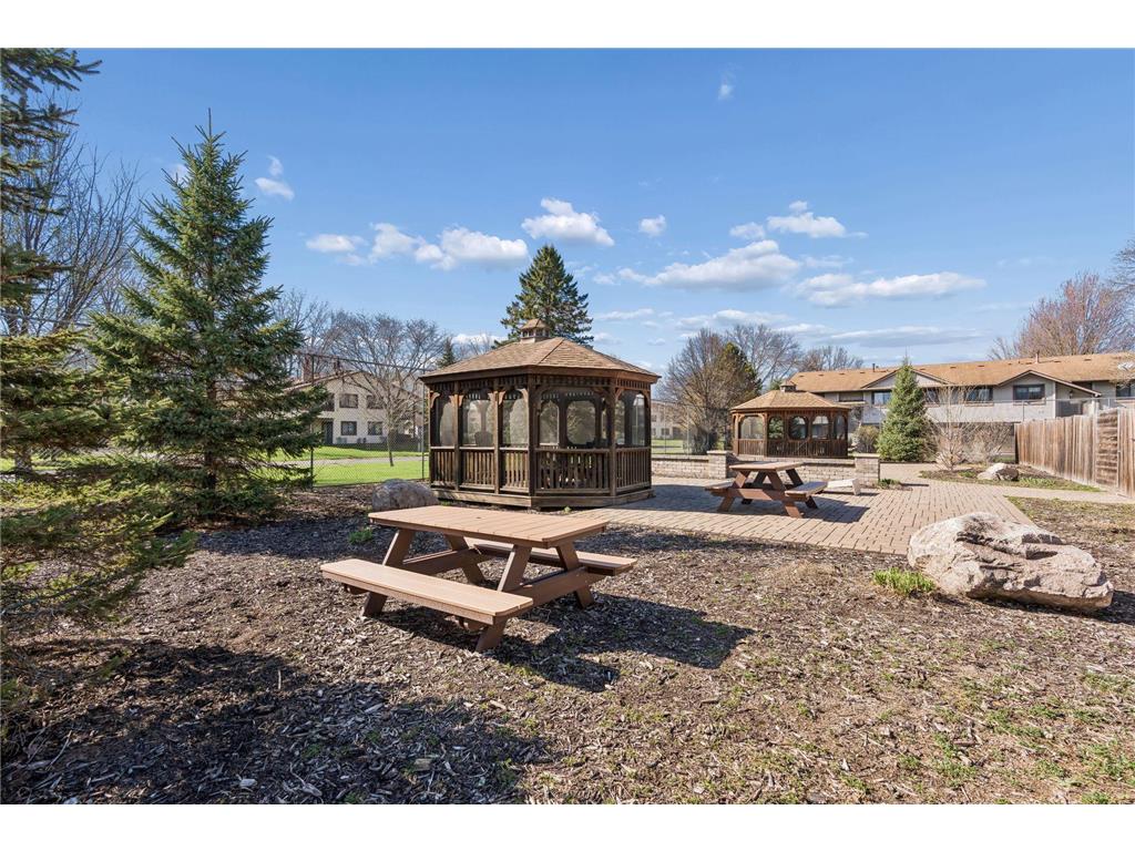 606 Donegal Circle Shoreview MN 55126 7043010 image35