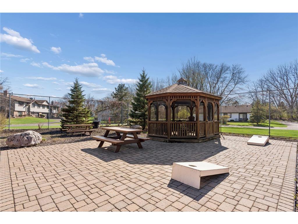 606 Donegal Circle Shoreview MN 55126 7043010 image36