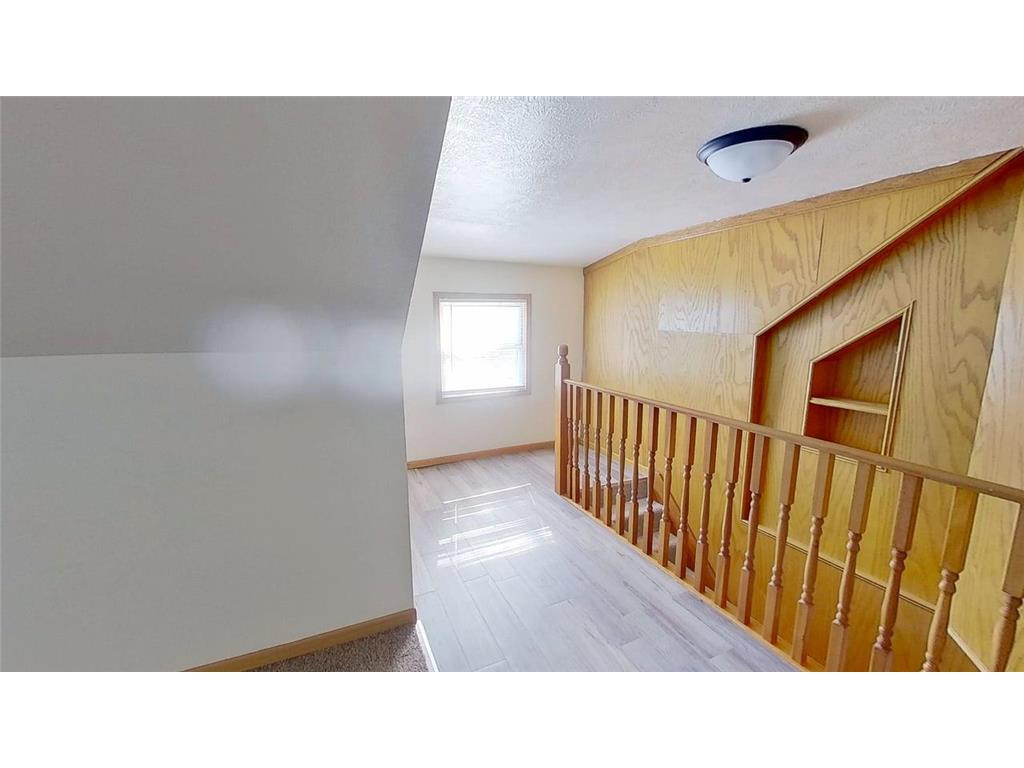 606 E Main Street Marshall MN 56258 6797973 image13