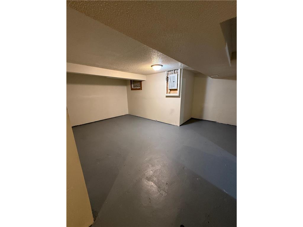 606 E Main Street Marshall MN 56258 6797973 image16