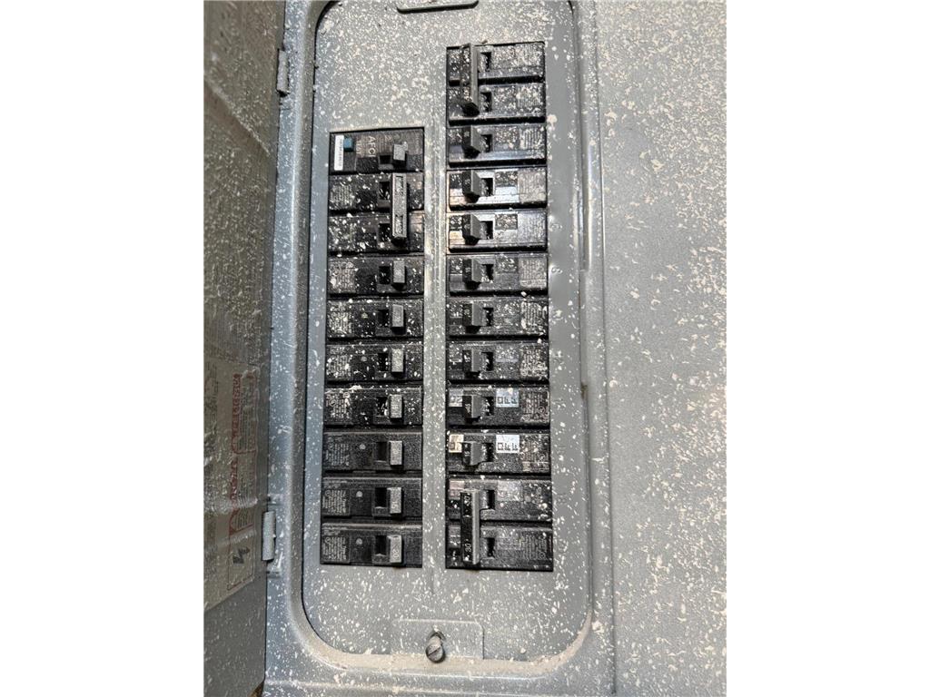 606 E Main Street Marshall MN 56258 6797973 image18