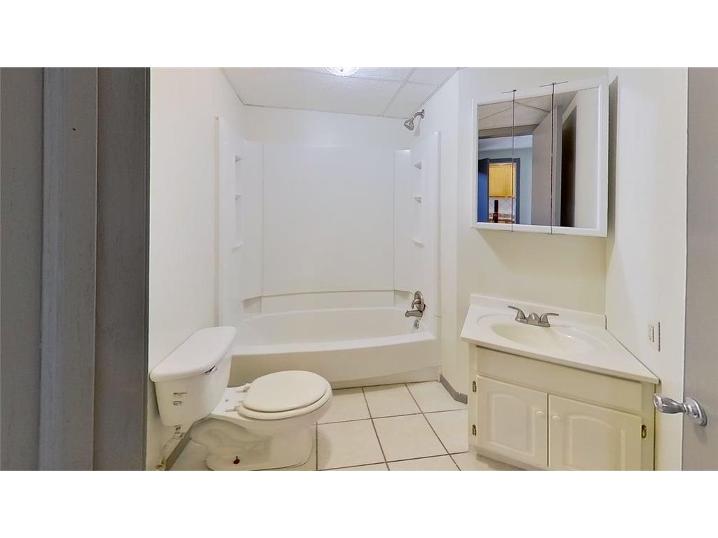 606 E Main Street Marshall MN 56258 6797973 image25