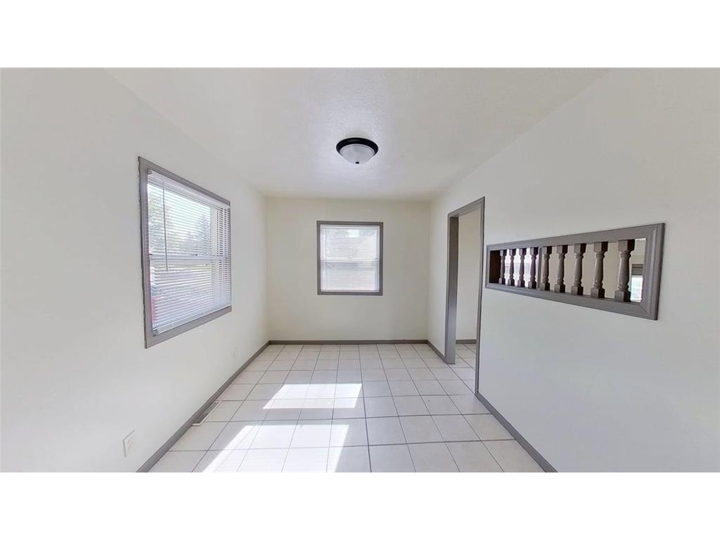 606 E Main Street Marshall MN 56258 6797973 image31