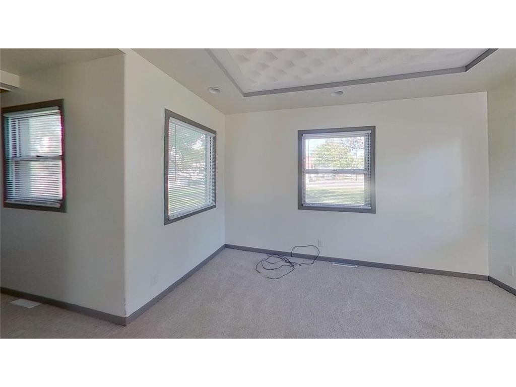 606 E Main Street Marshall MN 56258 6797973 image38