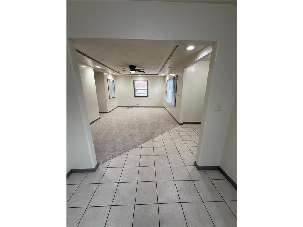 606 E Main Street Marshall MN 56258 6797973 image4