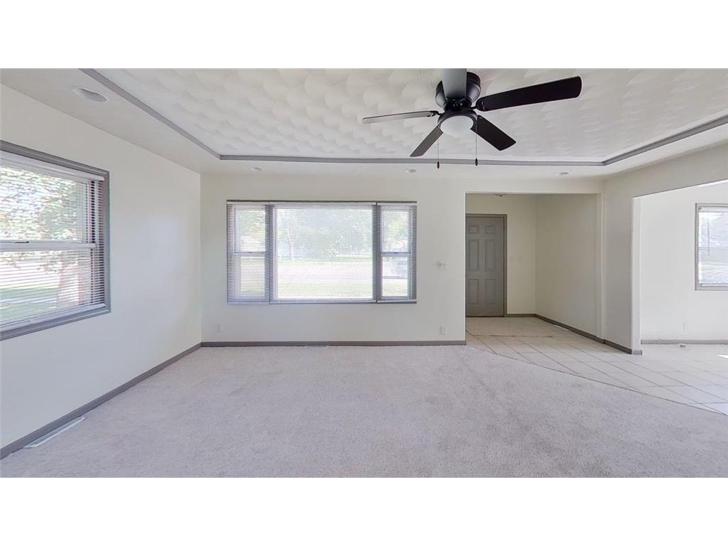 606 E Main Street Marshall MN 56258 6797973 image40