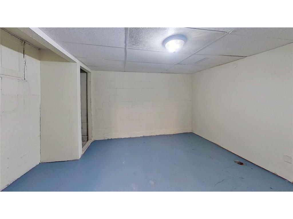 606 E Main Street Marshall MN 56258 6797973 image41