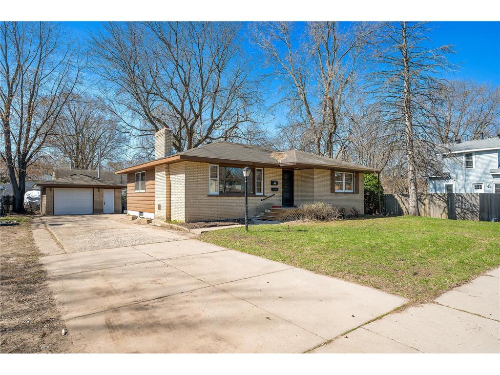 606 Elm Street Farmington MN 55024 6365634 image1