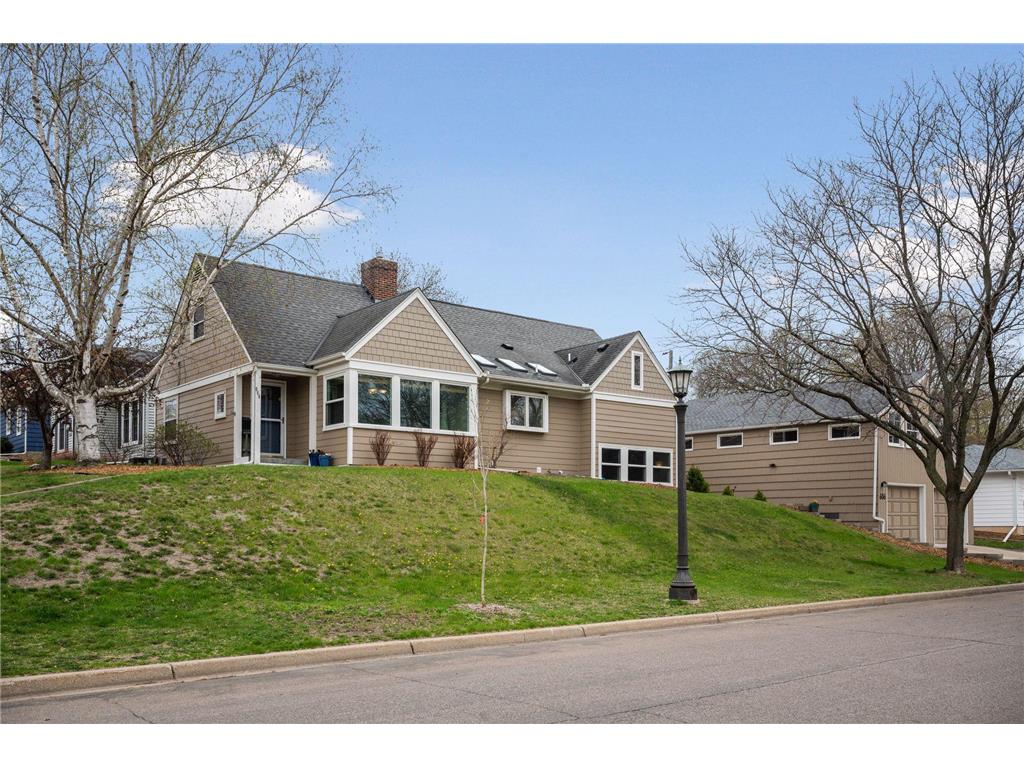 606 Mount Curve Boulevard, Saint Paul, MN, 55116 MLS 6192312 Edina