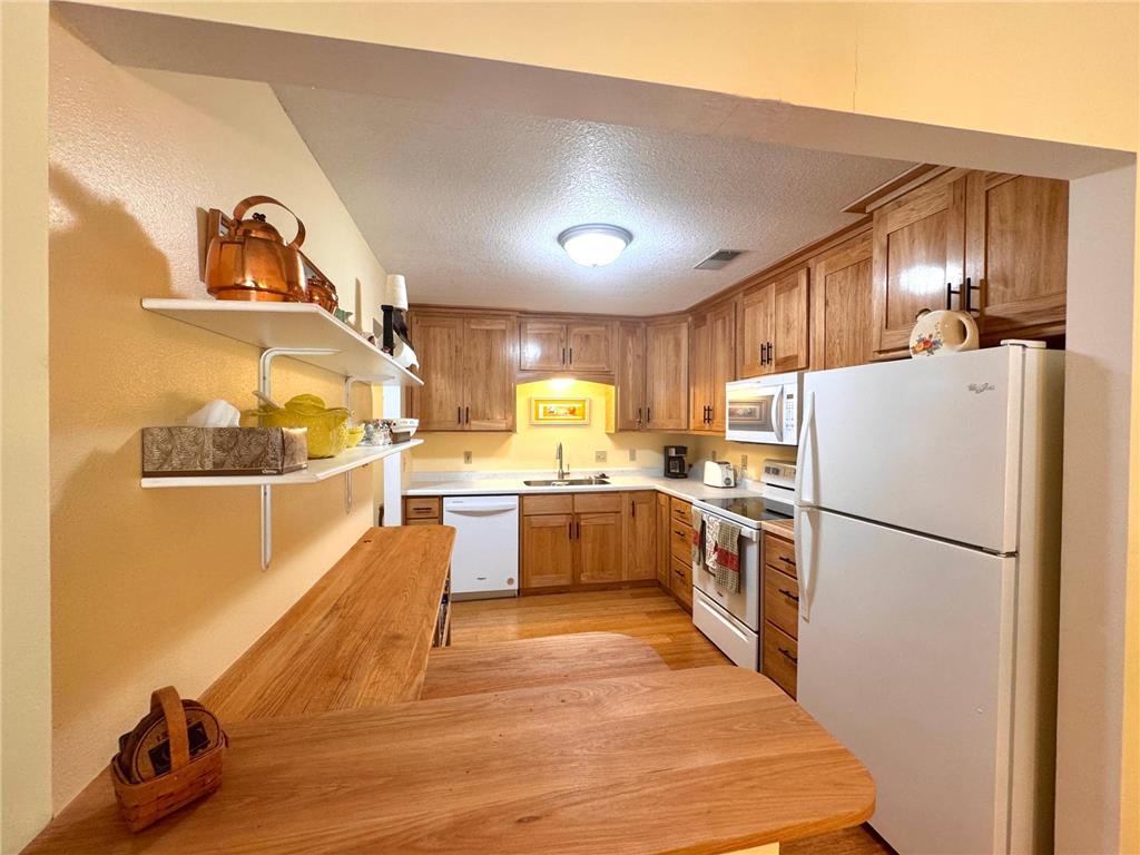606 Pondhurst Drive Amery WI 54001 7106140 image2